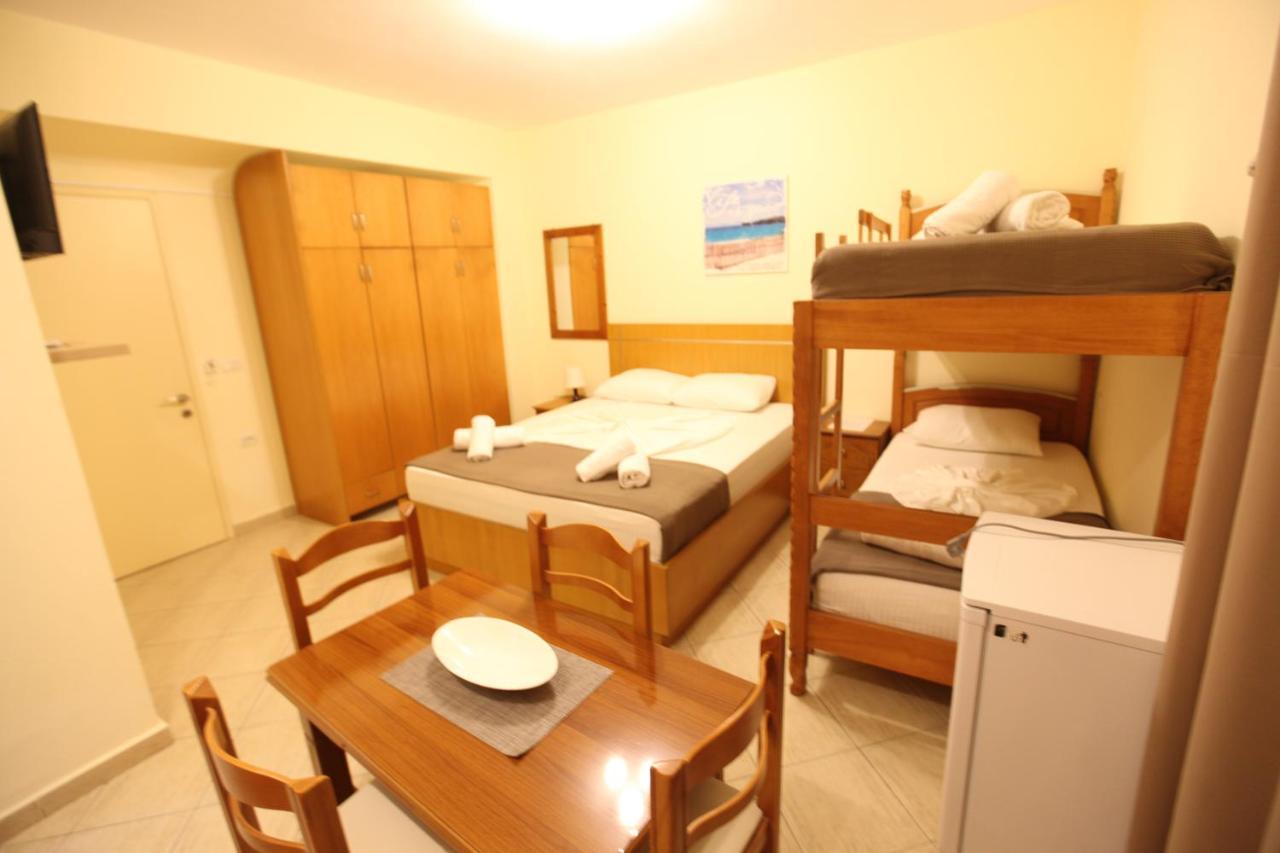 Hotel Prishtina Saranda Dış mekan fotoğraf