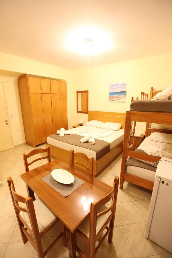 Hotel Prishtina Saranda Dış mekan fotoğraf