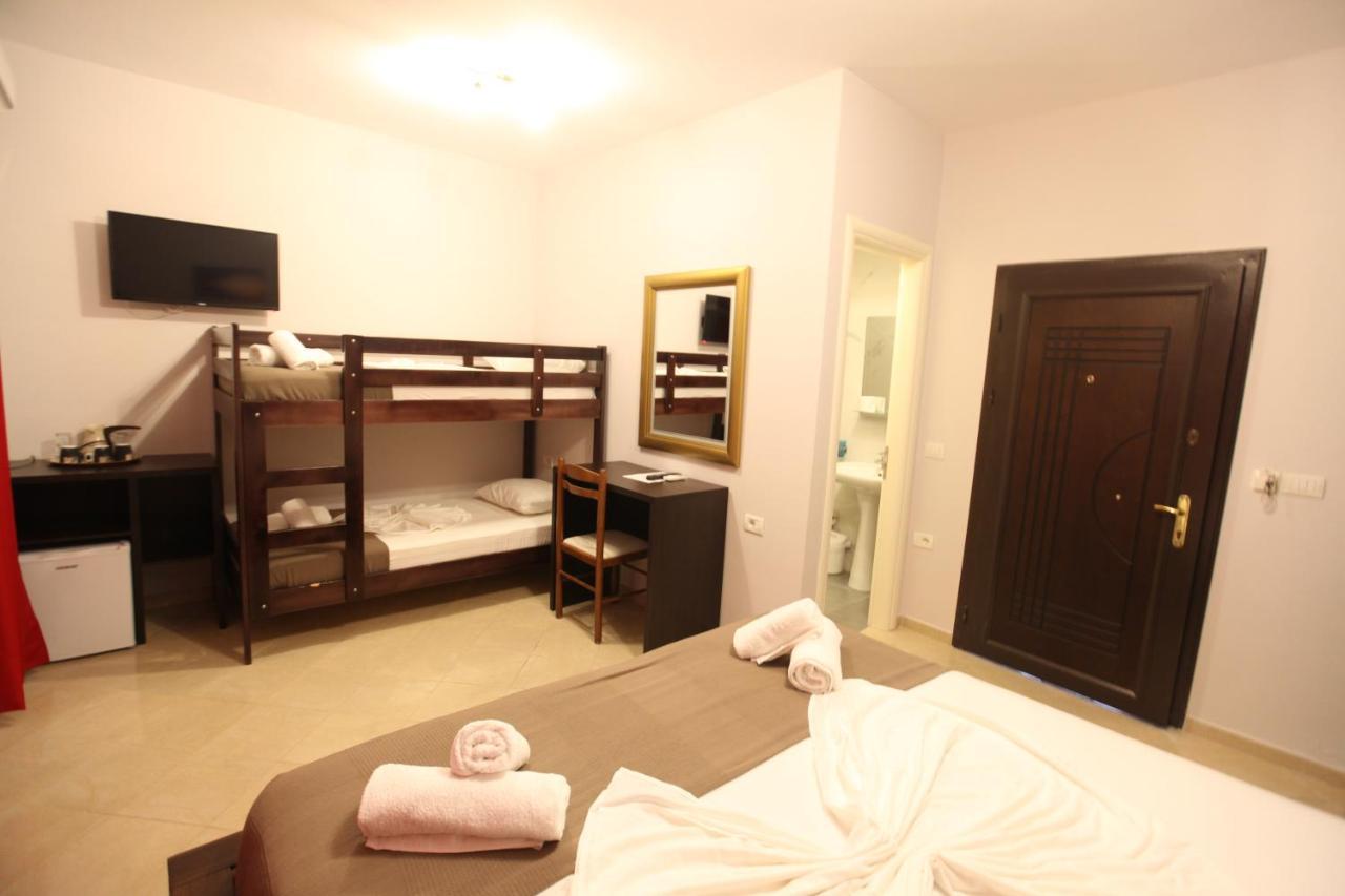 Hotel Prishtina Saranda Dış mekan fotoğraf