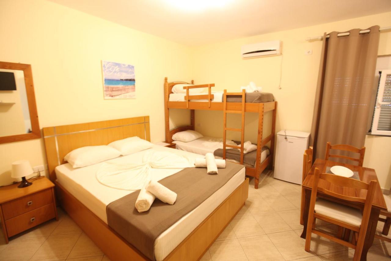 Hotel Prishtina Saranda Dış mekan fotoğraf