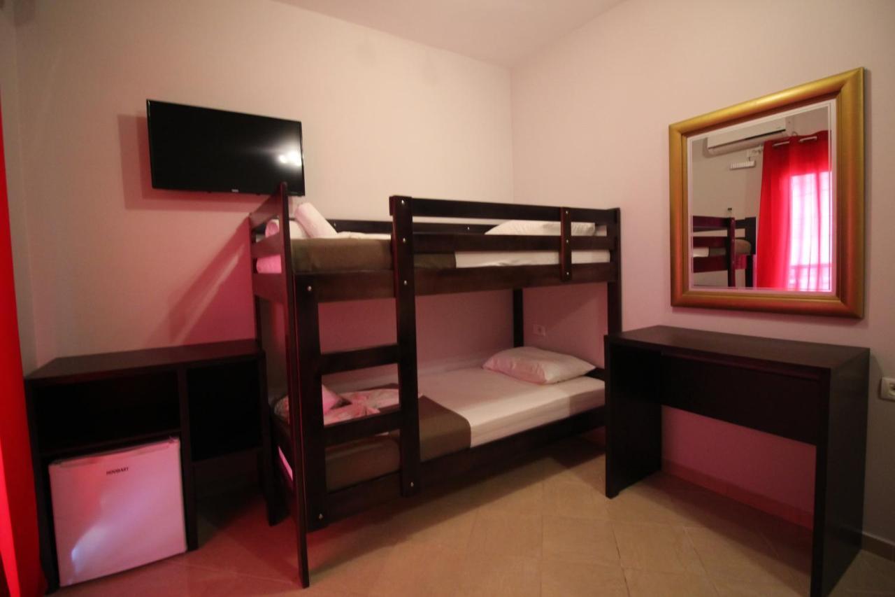 Hotel Prishtina Saranda Dış mekan fotoğraf