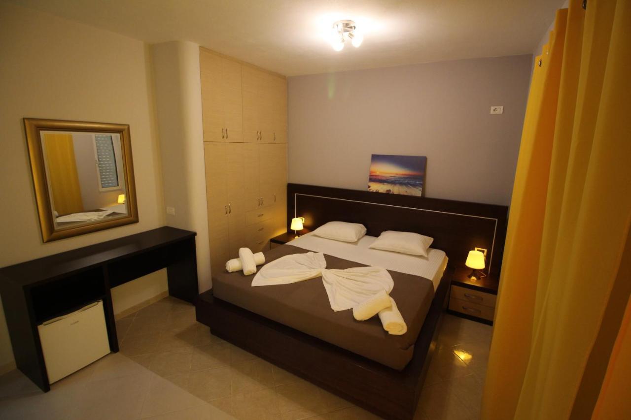 Hotel Prishtina Saranda Dış mekan fotoğraf